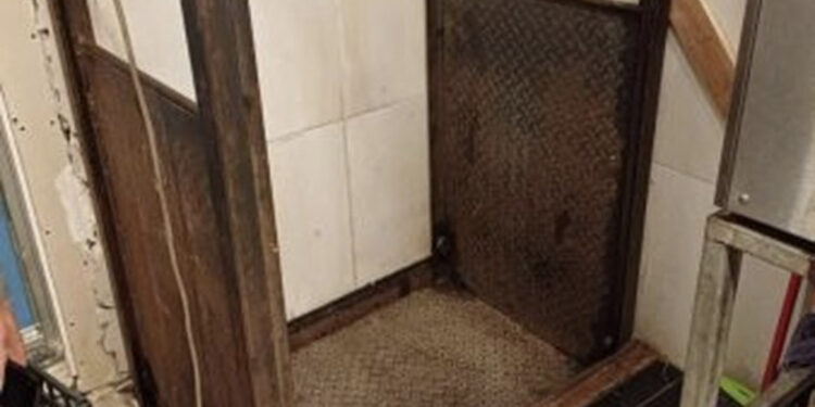 Vdekja e 17-vjeçarit në Sarandë, ISHMT jep detaje: Pajisja nuk është ashensor por…