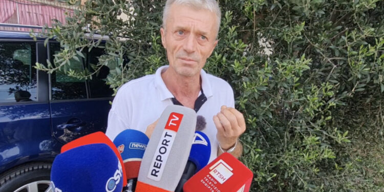 “Dua të sjell trupin e djalit”! Vjen ndihma e parë për babanë e Klajdit që u vra në Itali