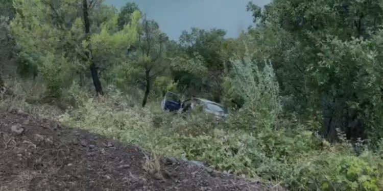 2 aksidente në Shkopet, një makinë del nga rruga, tjetra përfundon në liqen