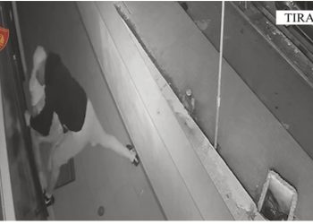 EMRAT/ Vodhën biznesin në Tiranë, pranga dy autorëve