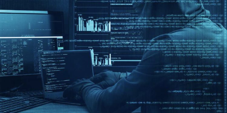 Hackerat vjedhin numrat e celularëve të 2800 policëve