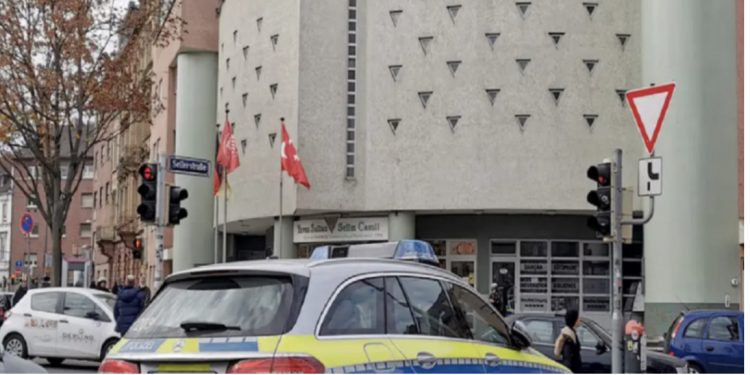 DW: Letra anonime kundër xhamive në Gjermani