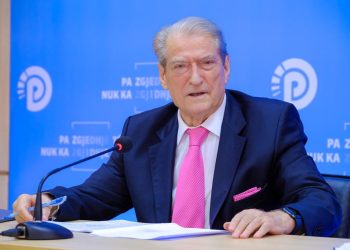 Berisha: Veliaj-Brava-Balla ngritën malin e shpifjeve, kam refuzuar që të jap leje për kulla në Tiranë