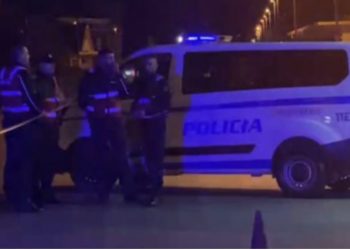 Kërcet arma në Korçë, të shtëna me pistoletë pas një sherri, në kërkim dy vëllezër