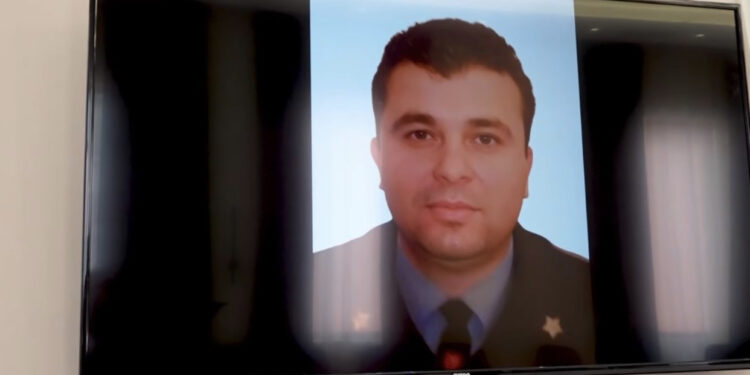 Plumb kokës në sy të djalit! Sot vdiq, si u qëllua 12 vite më parë polici në Tiranë?