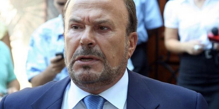 I shtruar në spital në Tiranë! Si paraqitet gjendja e Fatos Nanos?