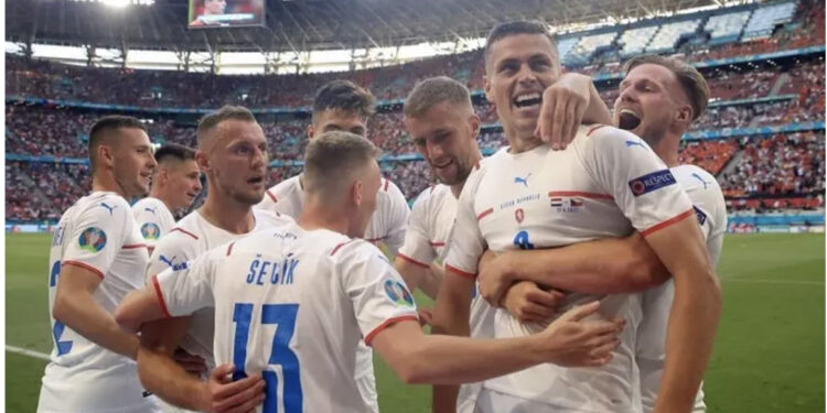 Koeficentet për ndeshjen mes Cekisë dhe Shqipërisë, në baste pritet fitore e thellë e çekëve kundër kuqezinjve