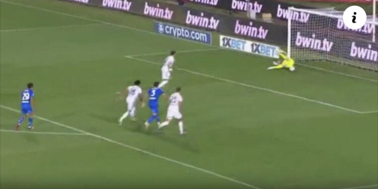 VIDEO/ Etrit Berisha i pret penalltinë Vlahoviçit të Juventus