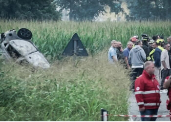 Rrëzohet avioni luftarak në Torino, vdes një 5-vjeçare