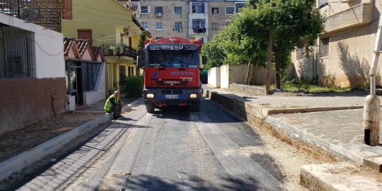 “Gardisti i 21 Janarit” në Burrel firmos tender korruptiv, mbi 1 miliard lekë pa garë Sokol e Ilir Cupi dhe Vasil Jovanit