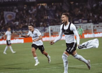 Ernest Muçi shënon gol, Legia në grupet e Conference League mes dramës