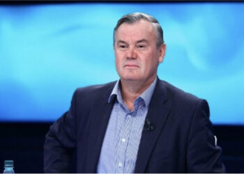 Nikoll Lesi: SPAK ka gati urdhër arrestin për një oligark, por ai iku mbrëmë nga Shqipëria