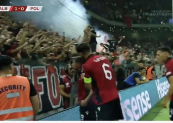 EMRAT/ FSHF shpall “non grata” tifozët që hodhën flakadanë në ndeshjen ndaj Polonisë