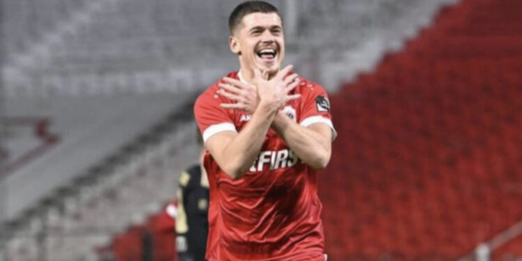 VIDEO/ Gol, asist dhe shtyllë! Arbnor Muja pjesë e 11-es më të mirë në Belgjikë