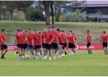 Formacioni i mundshëm/ Silvinjo bën gati titullarët, ja si mund të luhet në Çeki