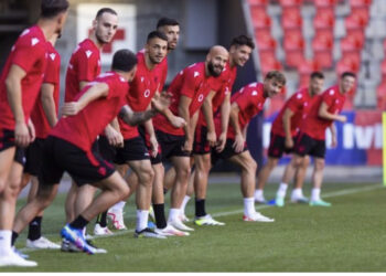 Çeki – Shqipëri, gjithçka gati, Kombëtarja mbyll përgatitjet për sfidën në Pragë