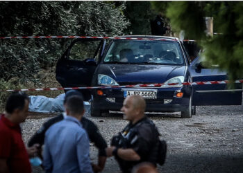 Del AUDIO-45 sekonda plumba i bënë shoshë, si u vranë 6 personat brenda makinës?