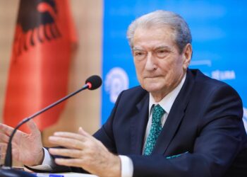 Foto-Lajm/ Berisha njofton konferencë pas katastrofës në Kukës, demokratët i kërkojnë largimin