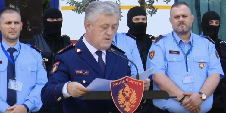 E PLOTË/ 233 të arrestuar për drogë, mes tyre një polic! 82 në kërkim, 356 kontrolle