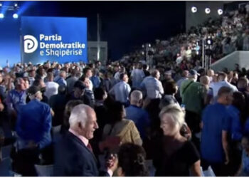 Vdes demokracia brenda PD/ Luli kryetar i përjetshëm. Nuk largohet edhe nëse humbet zgjedhjet