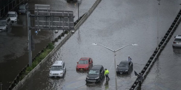 Stuhi e madhe! Vjeshta sjell përmbytje në këtë qytet