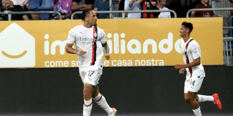 VIDEO/ “Djajtë” spektakolarë në transfertë, Milan mund bindshëm Cagliari-n