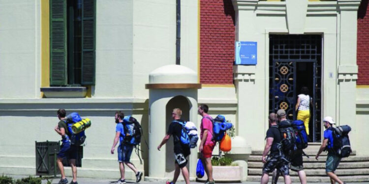 Rekordi i turizmit, 7.2 milionë të huaj vizituan Shqipërinë në janar-gusht 2023