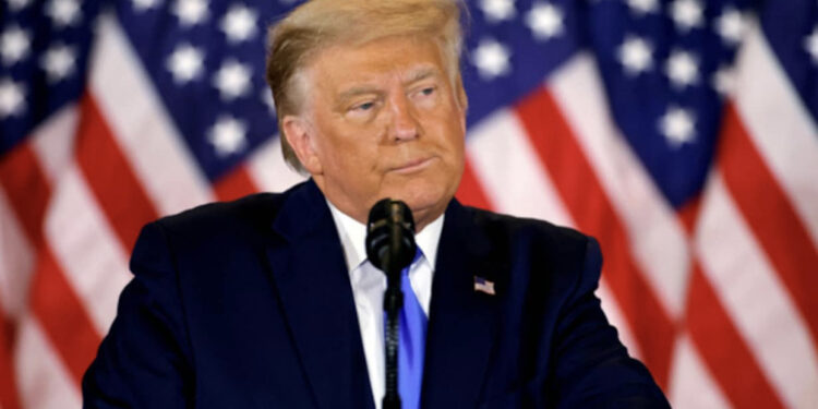 A mund t’i ndalohet Trumpit kthimi në Shtëpinë e Bardhë?