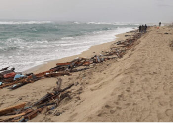 Gjenden 15 persona të vdekur në bregdet, dyshimet e para