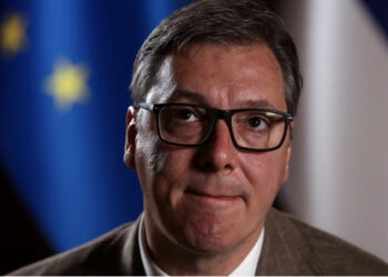 Ushtria serbe në kufi me Kosovën, Vuçiç: Nuk do të hyjmë në Kosovë, nuk duam luftë