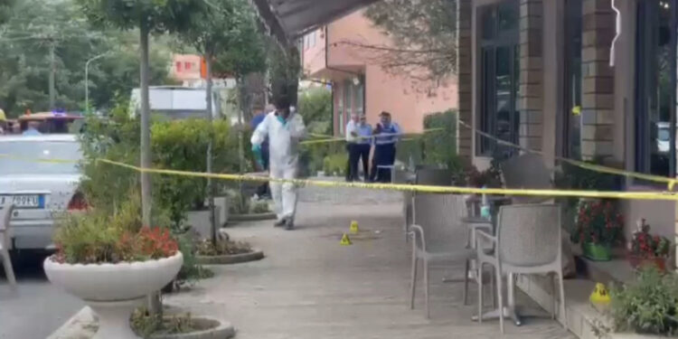 Kafja e fundit me miqtë! Drejtori: Ishin dy killera, e vranë në tavolinë…(përballë komisariatit)