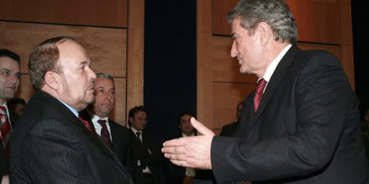 VIDEO/ Nano në spital! Berisha: I uroj me zemër shërim të shpejtë