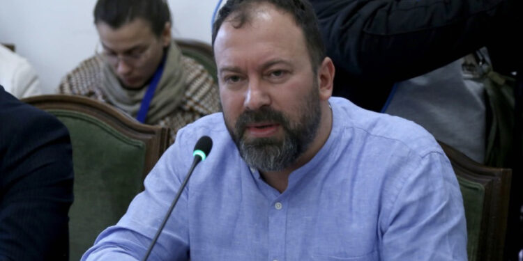 “Ka lindur me dy këmisha”! Krahu i djathtë i Veliajt futet në qeveri