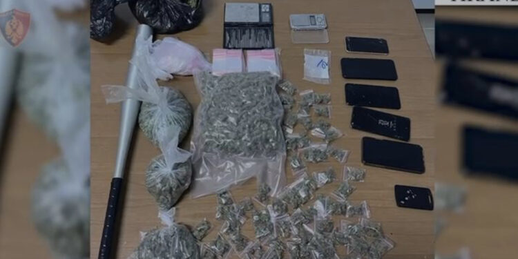 EMRAT/ Shkatërrohet “foleja” e trafikantëve të drogës në Tiranë, kush janë 8 të arrestuarit