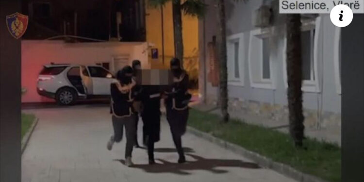 U raportua si bombol/ Policia: Djali vrau babain, vendosi lëndë eksplozive në sobën me gaz