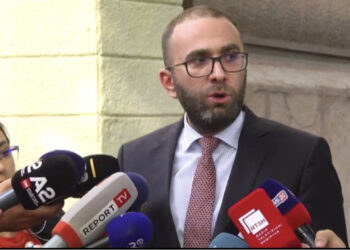 Flutura Açka braktisi mbledhjen, Bardhi tregon çfarë ndodhi në Konferencën e Kryetarëve