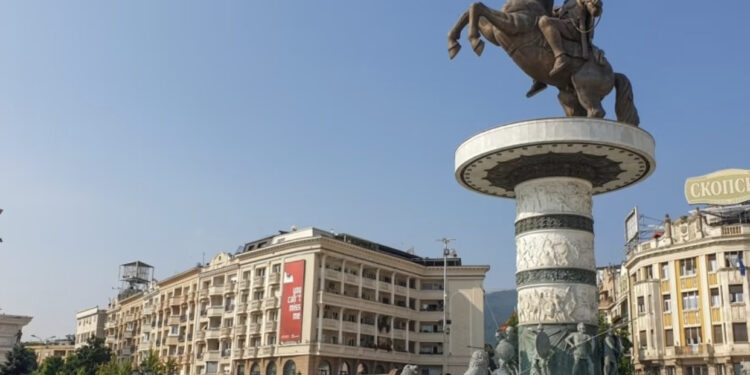 Shkupi shpall “non grata” 3 diplomatë rusë