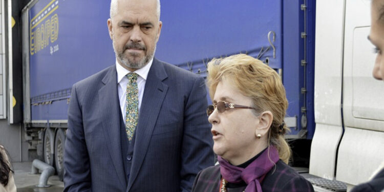 “Vilma Nushi mori 50 mln euro”! Kur do të flasë SPAK-u për koncesionin e “check-up”-it?