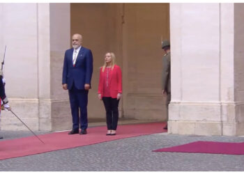 VIDEO/ Rama pritet nga kryeministrja Meloni në Itali
