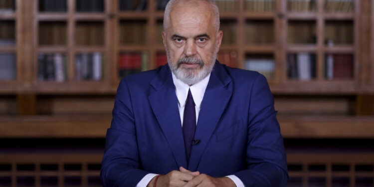 Rama këmbëngul: KFOR-i të marrë në dorë veriun e Kosovës