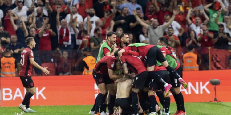 Prognoza e UEFA-s na jep 90 përqind shans, ja si kualifikohet Shqipëria në Europian