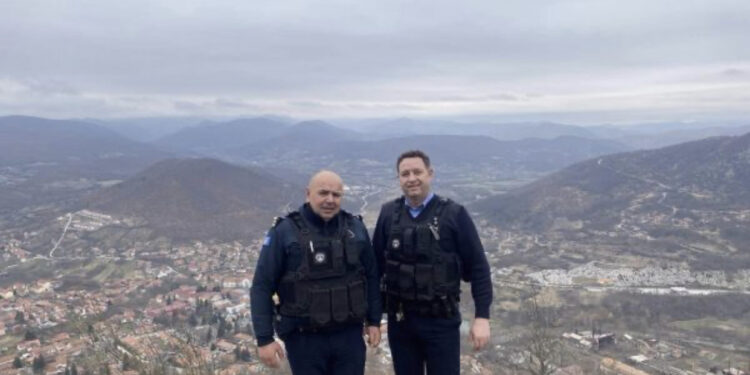 “Ishim duke kryer detyrat tona…”, flet kolegu i policit të vrarë: Kriminelët na sulmuan në mënyrë tinëzare