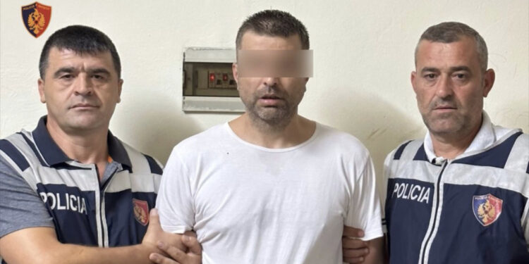 Dalin pamjet, momenti kur policia prangos 42-vjeçarin që plagosi efektivin e “Shqiponjave”