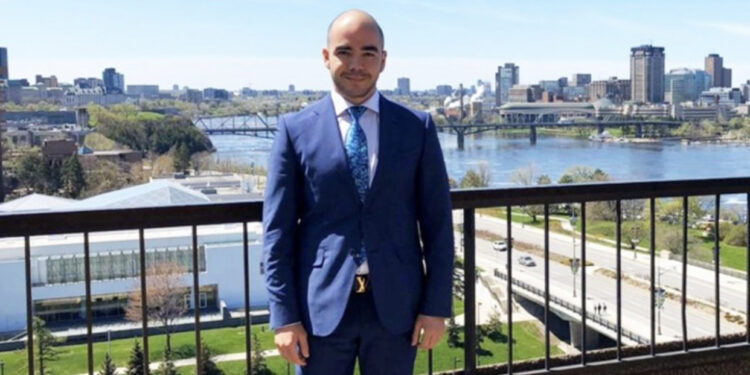 EMRI/ Mashtrimet me Call Center-at, arrestohet në Dubai ish-këshilltari i Olta Xhaçkës