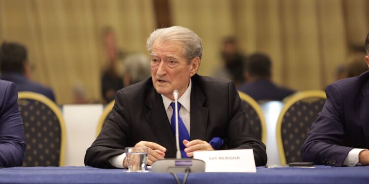 Hapi i dytë/ Berisha në tryezën e Bardhit: Nesër ju ftoj në takimin tim