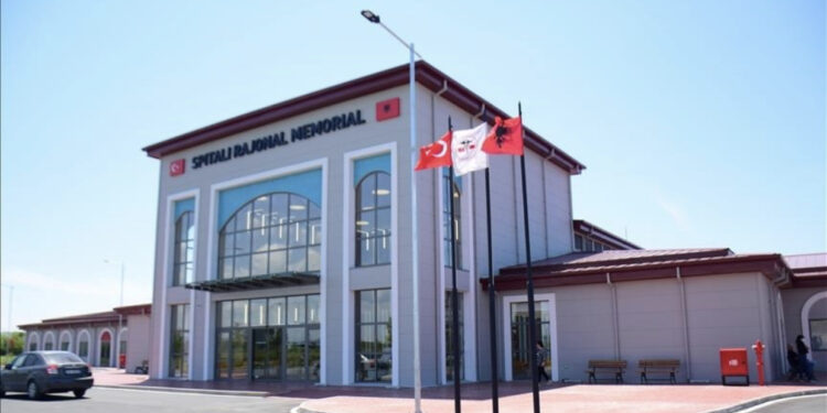 Mbyllen hetimet, dërgohet për gjykim dosja e drejtoreshës së Spitalit Memorial në Fier