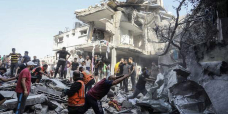 PAMJE TRONDITËSE/ Ndërtesa të rrënuara e njerëz të plagosur, 4651 palestinezë të vrarë