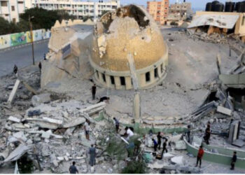 Sulm në një xhami në Bregun Perëndimor, tre viktima dhe disa të plagosur