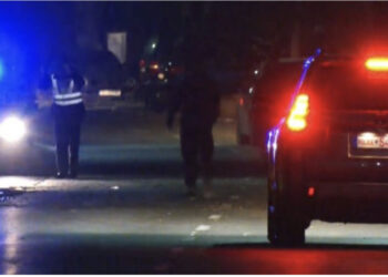 Tre plumba dhe të shtrirë në tokë! Si u qëlluan tre të rinjtë në darkë?