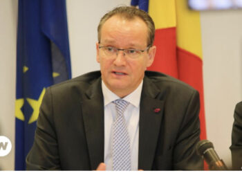 Hetimet kundër Berishës! Deputeti gjerman në Tiranë: Jam me SPAK-un, mos e sulmoni!